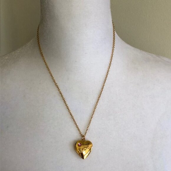 AVON Barbie Heart Locket Gold Tone 18" Chain IOB Vintage RARE - Picture 4 of 16